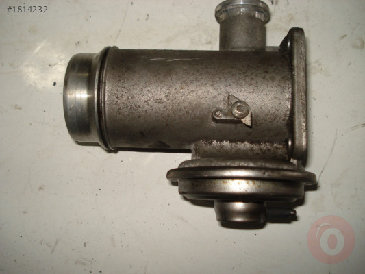 BMW E60 GAZ KELEBEĞİ UCU