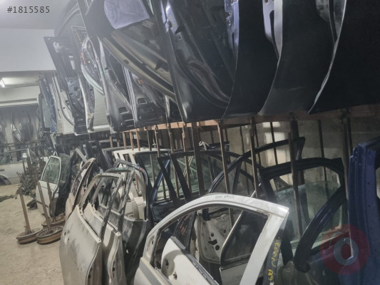 96-99 TOYOTA RAV-4 SAĞ ARKA KAPI
