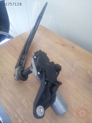 8200431385 kango 3 arka silecek motoru