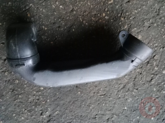 Peugeot 307 çıkma hava filitre hortumu