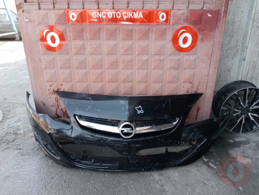 Opel Astra J Çıkma ön panjur