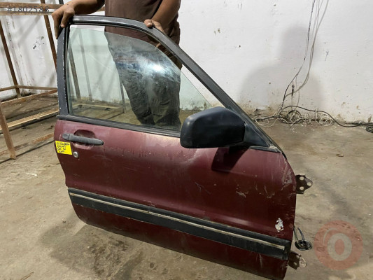 MİTSUBİSHİ GALANT SAĞ ÖN KAPI BANDI - ÇITASI 1990 MODEL