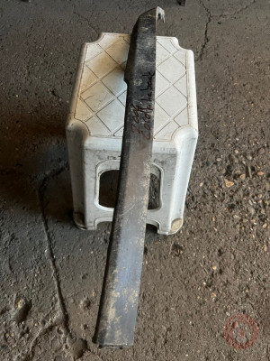 2004-2005 Toyota corolla hcback ön tampon alt bıyığı çıkma