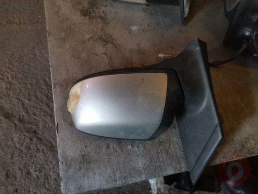 FORD FOCUS 2 GHİ MODELİ SİNYALLİ SOL AYNA ORİJİNAL ÇIKMA