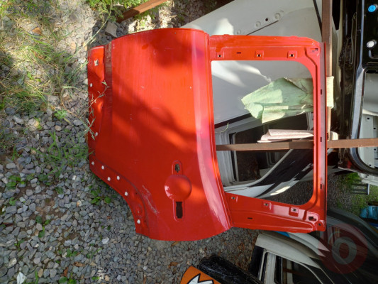 JEEP RENEGADE SOL ARKA KAPI ÇIKMA ORJİNAL