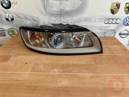 VOLVO S40 ORJİNAL ÇIKMA SAĞ FAR