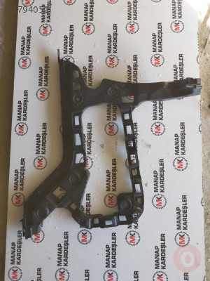 PASSAT B8 ARKA TAMPON BRAKETİ SOL 3G5807355A