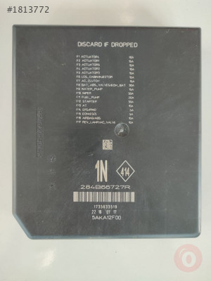 284b66727r 284b67108r Megane 4  Upc Beynı Sıgorta Kutusu