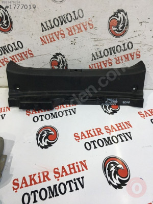 MERCEDES E-2000 BAGAJ İÇ PLASTİĞİ ÇIKMA PARÇA