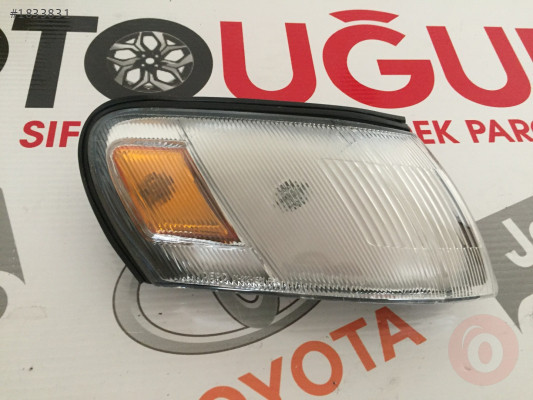 1993-1995 MODEL TOYOTA COROLLA SİNYAL LAMBASI