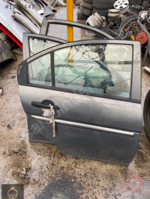 HYUNDAİ ACCENT ERA ORİJİNAL ÇIKMA SAĞ ARKA KAPI