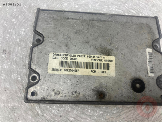 Country Grand Caravan OEM Ön Kontrol Modülü 05144579AC