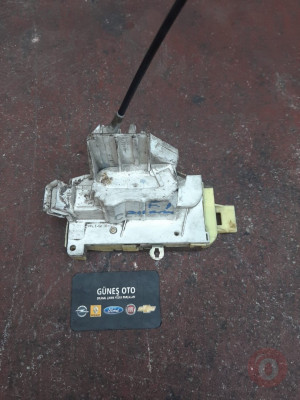 RENAULT SCENİC SOL ÖN KAPI KİLİDİ ÇIKMA ORJİNAL