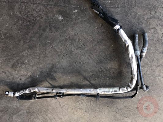 Audi A6 2.0 tdi CNH adbulue tesisatı 04L131984C