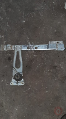 citroen c3 çıkma sol arka cam krikosu