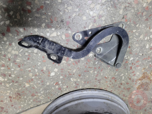 Opel corsa c sol kaput menteşesi GM  9196458