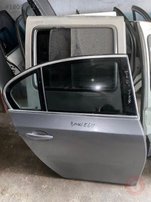 BMW E60 SAĞ ARKA KAPI