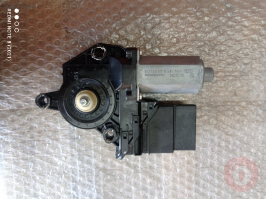 5K0959703E  CAM KALDIRMA MOTORU SOL ARKA  GOLF 2005>>2014 FA