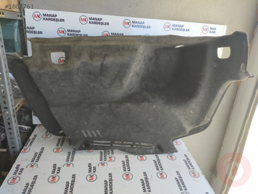 AUDİ A3 SEDAN BAGAJ SOL YAN DÖŞEMESİ 8V5863887R 8V5863887AM