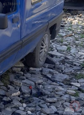 1997 renault express 1.4 çıkma sol arka jant lastik