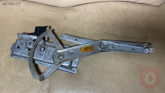 OPEL VECTRA A SAĞ ÖN CAM KRİKOSU 90504276 CANCAN OPEL