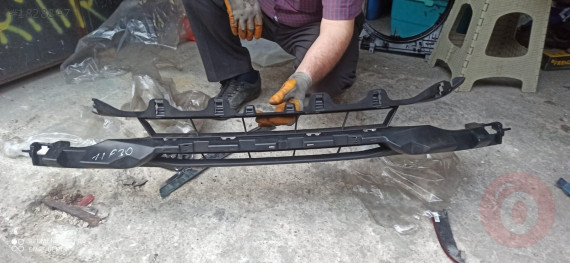 F30 3 SERİSİ ÖN TAMPON BRAKETİ SIFIR ORJİNAL BMW ORJİNAL