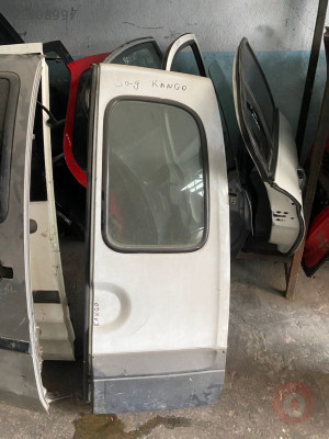 RENAULT KANGOO SAĞ BAGAJ KAPISI