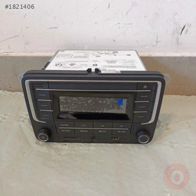 7F0035153 CD ÇALAR RADYO EKRAN KONTROL ÜNİTESİ VW CADDY