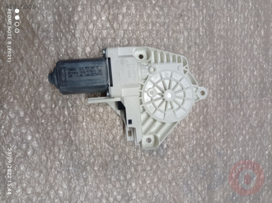 8K0959801B CAM AÇMA MOTORU SOL ÖN ALHAMBRA SHARAN TOUAREG A6