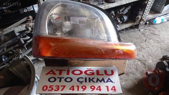 Renault Kangoo Sağ Ön Far Orjinal Çıkma 1998-2004