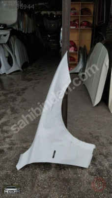 F30 SAĞ ÖN ÇAMURLUK