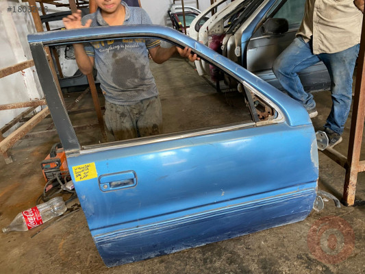 HYUNDAİ SONATA SAĞ ÖN KAPI KİLİDİ 1990-1993 MODEL ORJİNAL