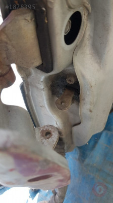 Mitsubishi pajero çıkma bagaj kapağı gergisi