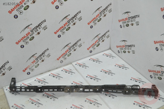 VOLKSWAGEN GOLF ORTA TAMPON BRAKETİ 5G6807863