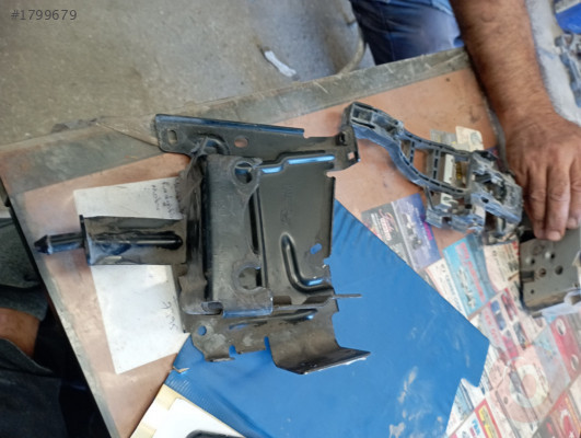 FORD TRANSİT ABS MOTOR  BRAKETİ