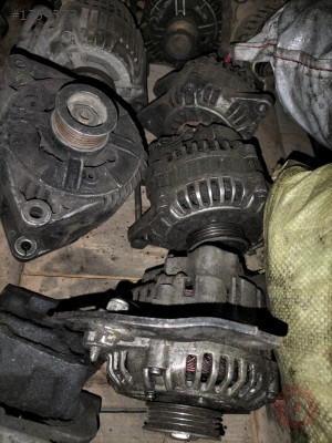 Nissan altima şarj dinamosu