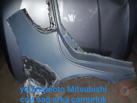 Mitsubishi colt sağ arka çamurluk