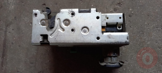 Connect sol kapı kilidi OEM 2T1A V21813BA