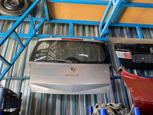 Renault Megane 2 HB Bagaj Kapağı Çıkma Orjinal Hatasız