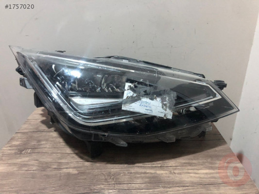 SEAT İBİZA 18-21 SAĞ FAR 90120779