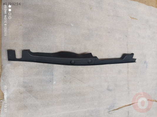 8W0820581C KAPUT İÇİ KORUYUCU SOL AUDİ A4 2016>> FARKLI ÜRÜN