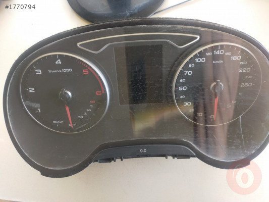AUDİ A3 GÖSTERGE SAATİ 8V0920873M