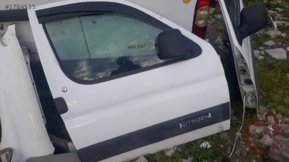 1998 peugeot partner 1.9 çıkma sağ ön kapı