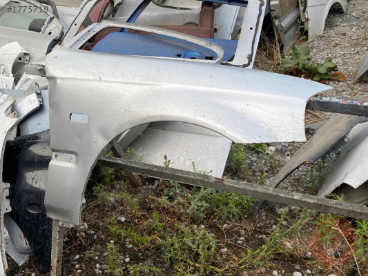HONDA CİVİC SAĞ ÖN ÇAMURLUK