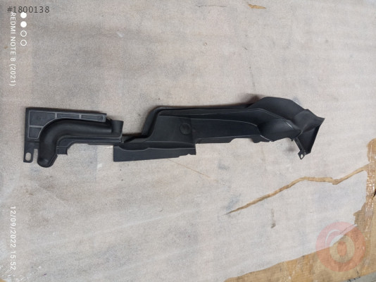 8W0821169/8W0821169A/8W0821169B ÇAMURLUK ÜSTÜ KORUMA BRAKETİ