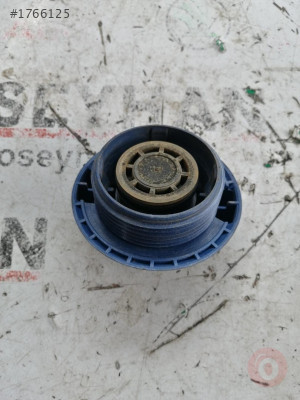 Volkswagen caddy 2000 motor yedek su bidonu kapağı