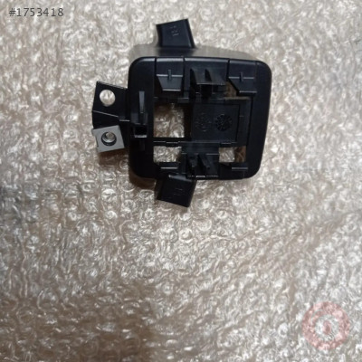4G0857289A GÖSTERGE PANELİ MONTAJ BRAKETİ AUDİ A6 A7
