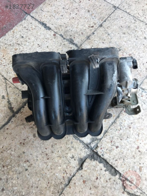 Fiat linea çıkma orjinal benzinli emme manifoldu