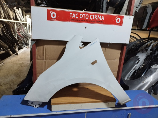Opel Corsa E çıkma sol ön çamurluk