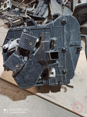3C270 30840 3C270 30850 Nissan p12 Nissan Primera kalorifer